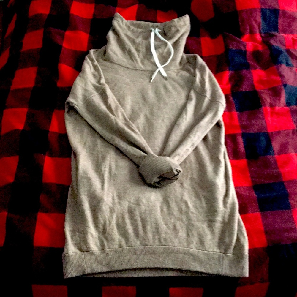 Splendid light camel wool sweater S